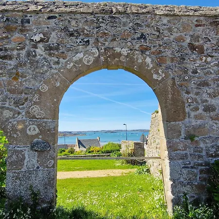 Charming Penty 2-4 People, Morlaix Bay 別荘